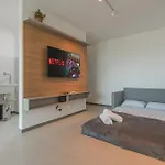 Beach Class Meireles Housi By Carpediem