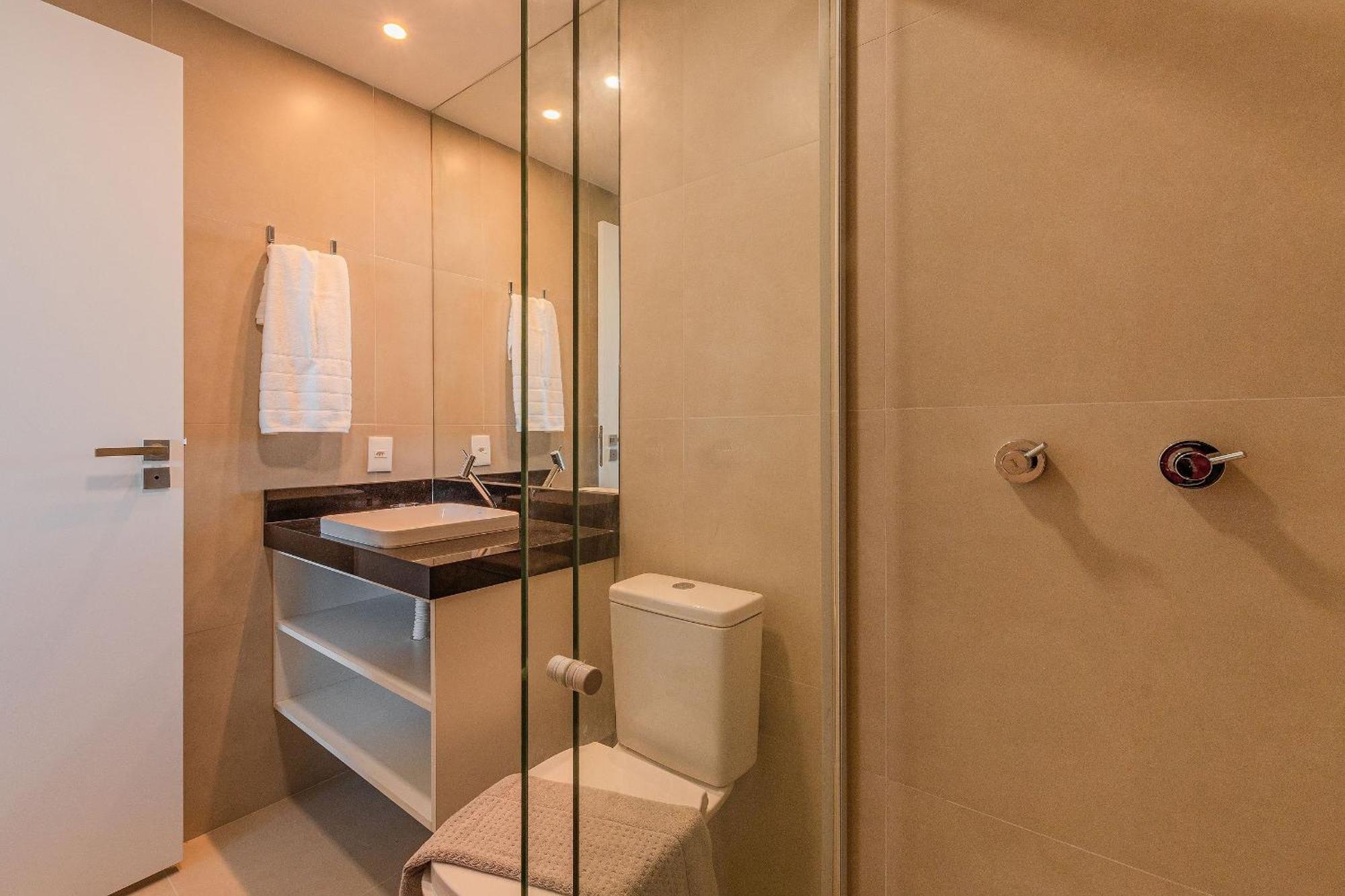 Class Meireles Housi By Carpediem *